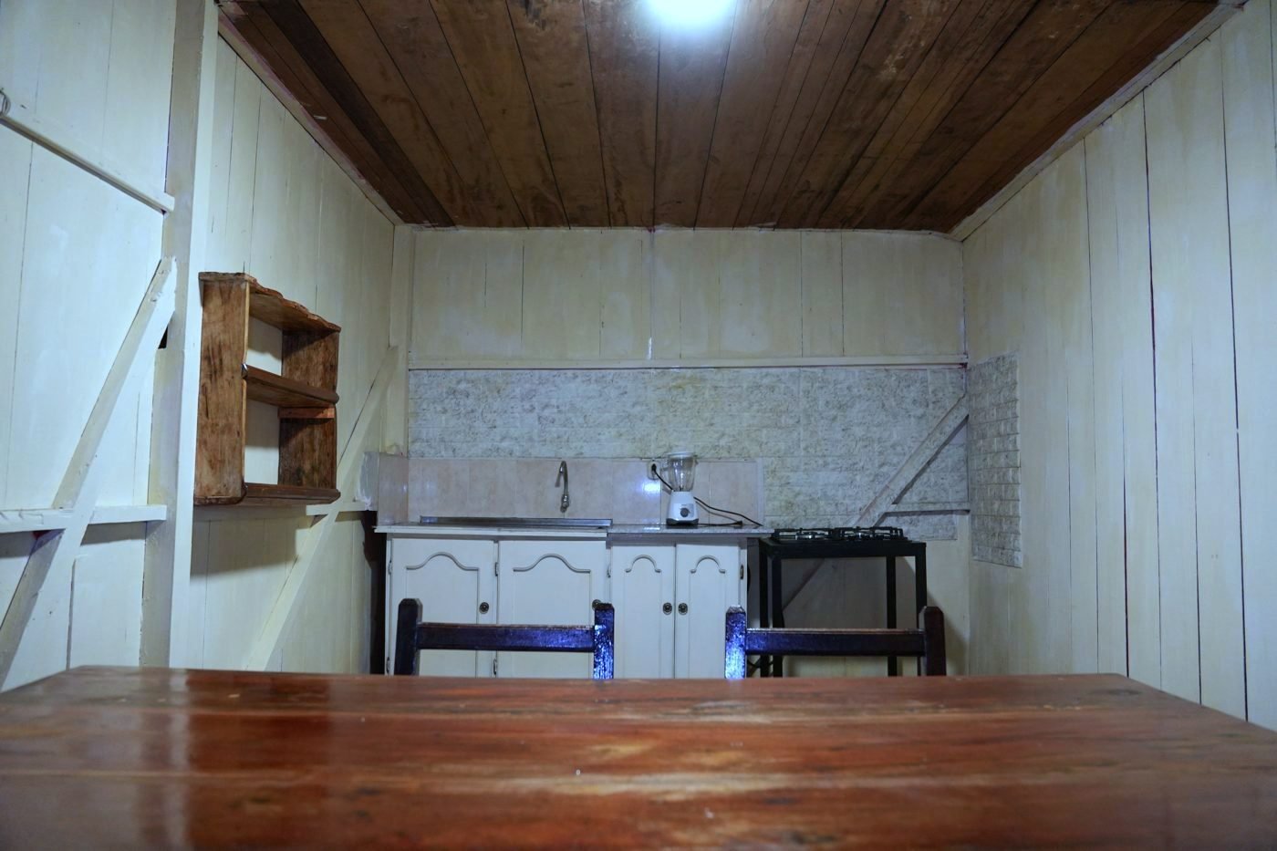 Cocina y comedor de Rustic Home